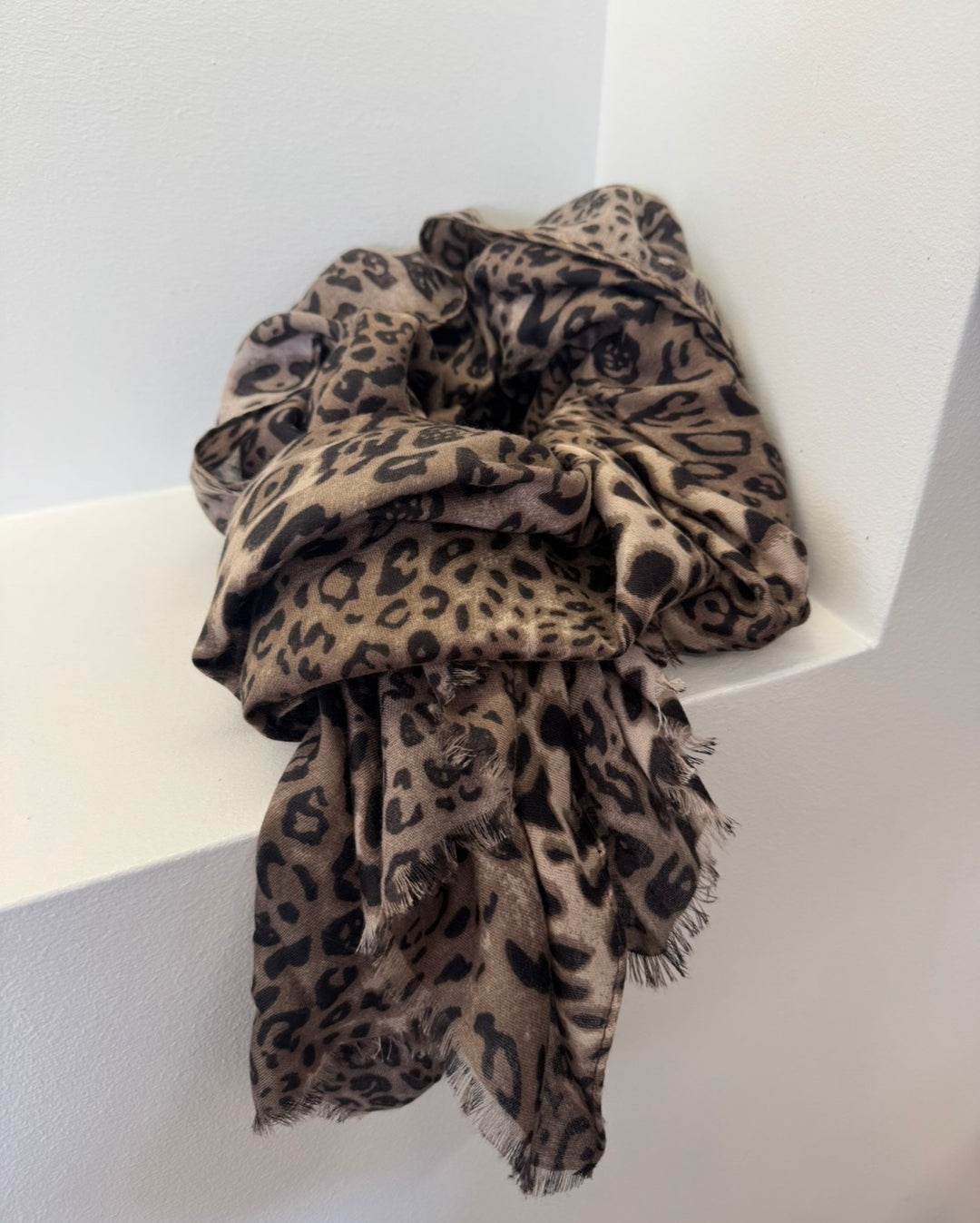 Schal mit Print - Braun