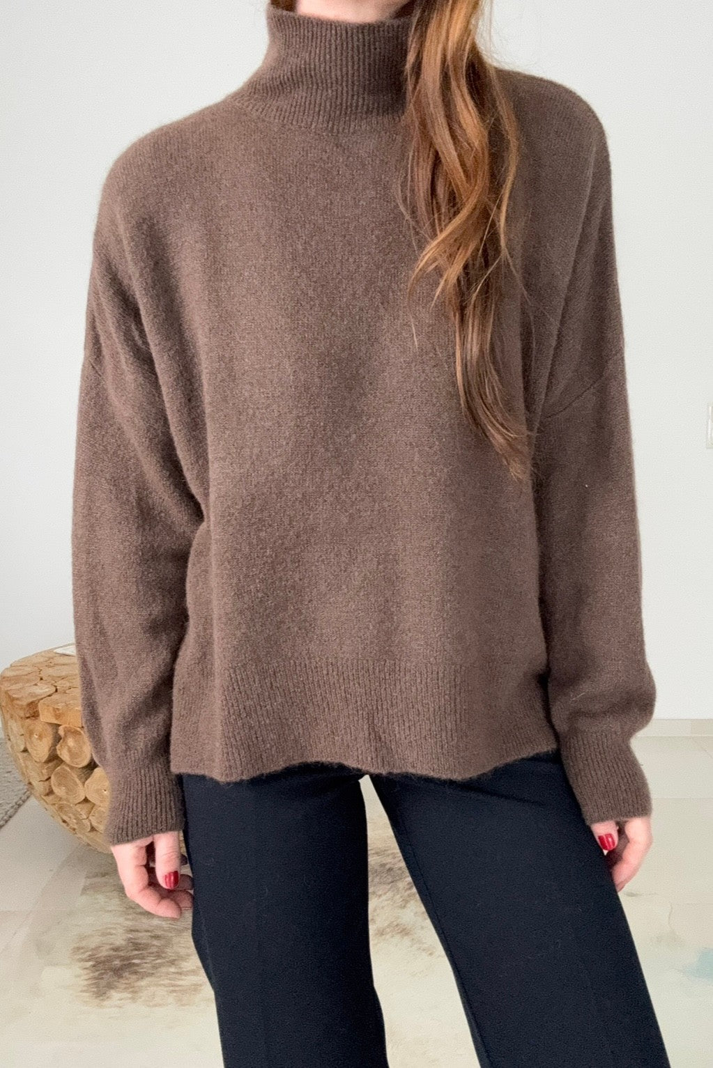 Rollkragenpullover aus Alpaka- Schoko