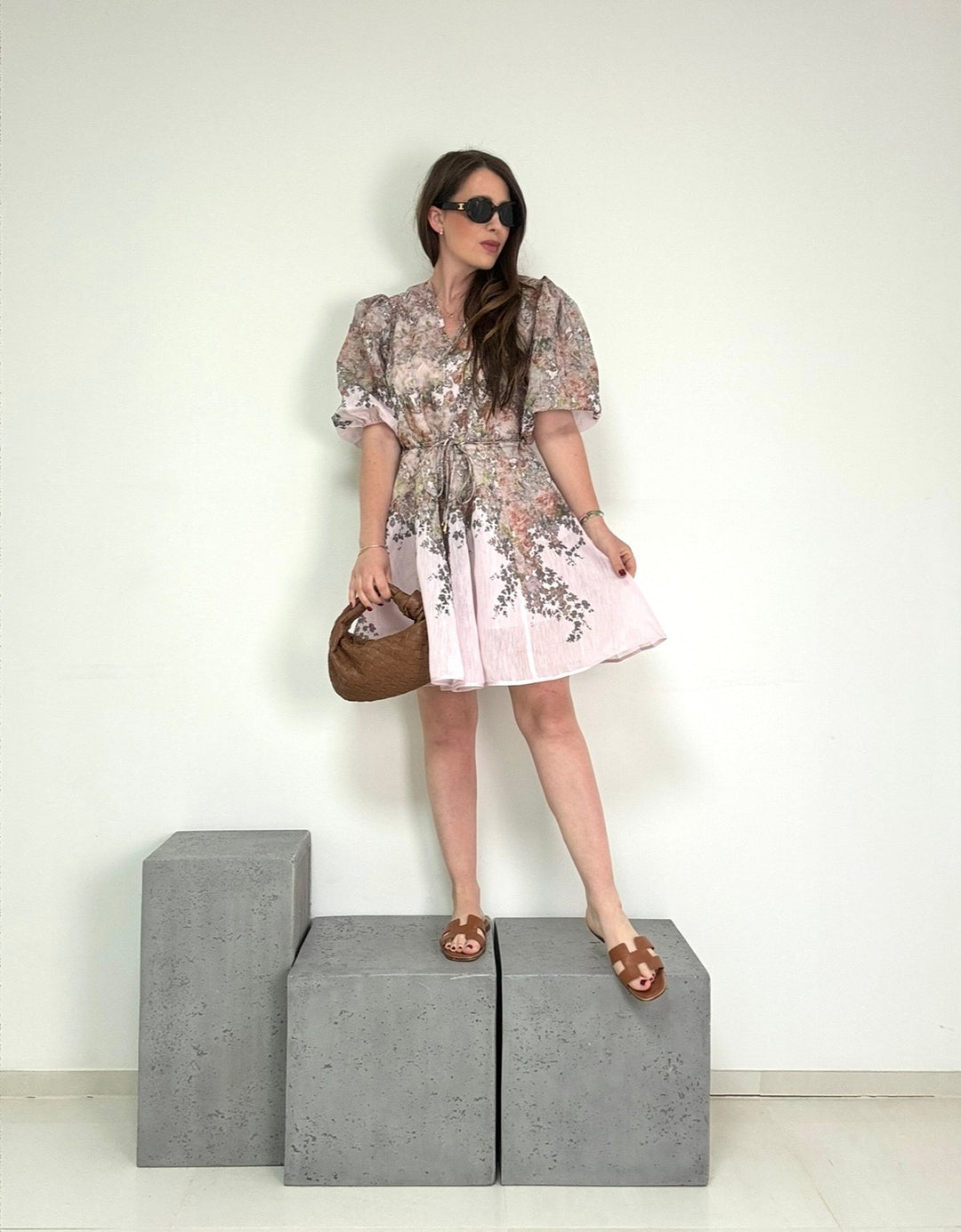 Kleid mit Print und Bindegurt