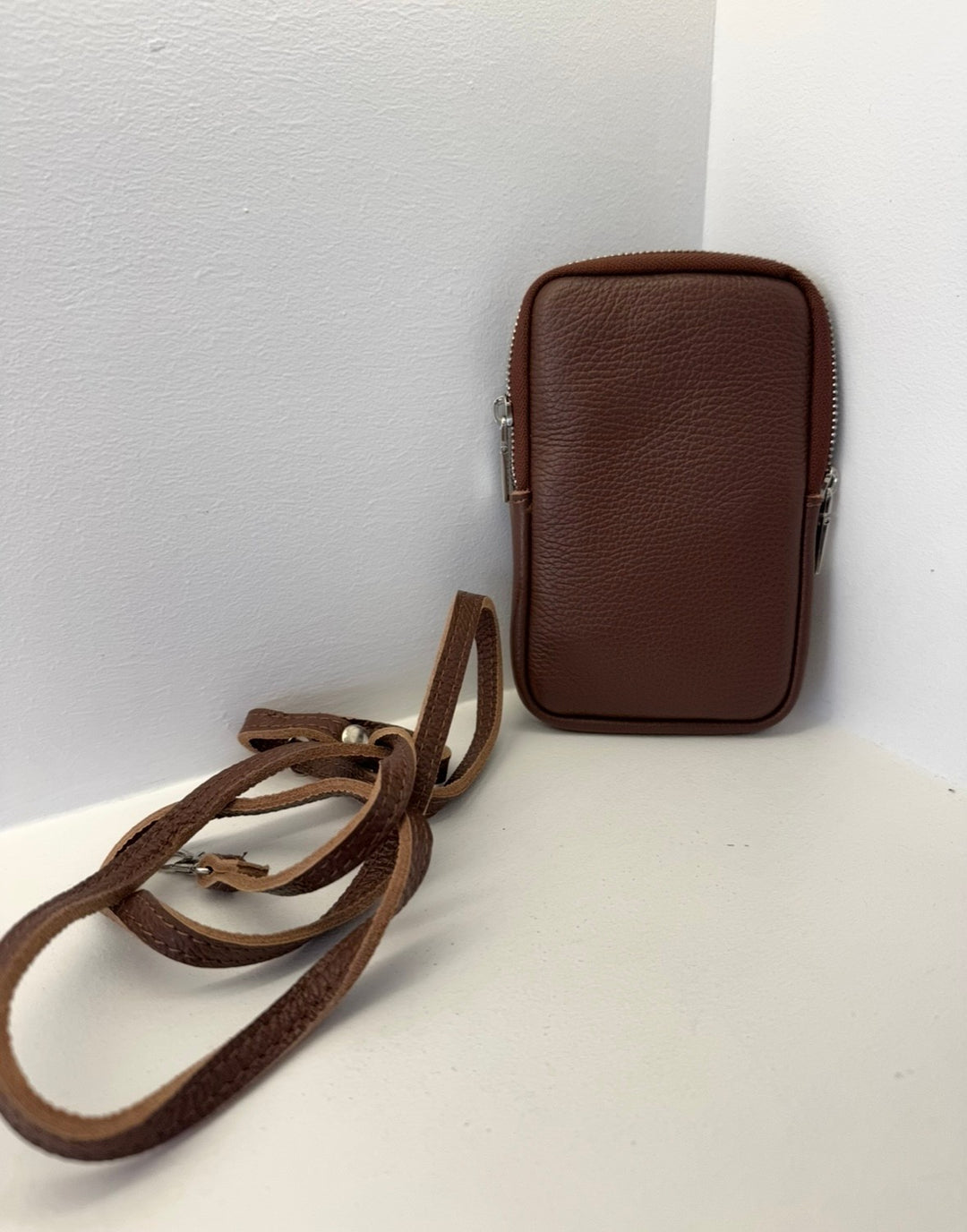 Kleine Tasche aus Leder - Braun