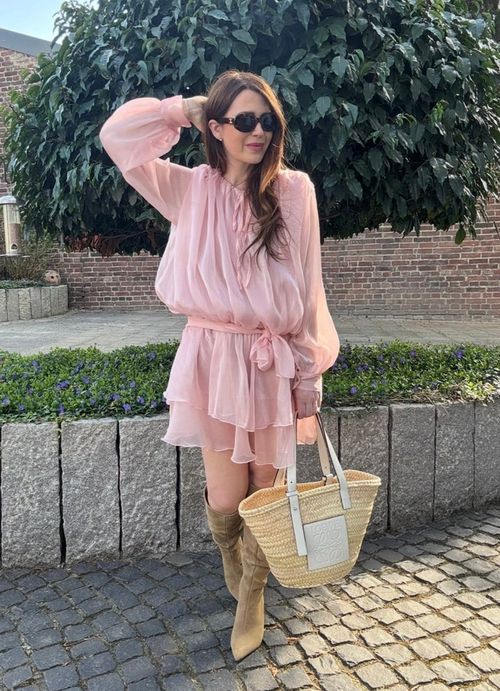 Verspieltes Kleid - Rose