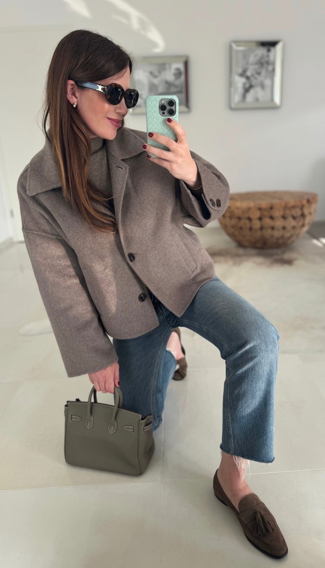 Handgenähte, verkürzte Wolljacke - Taupe