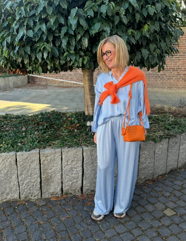Satinhose - Hellblau