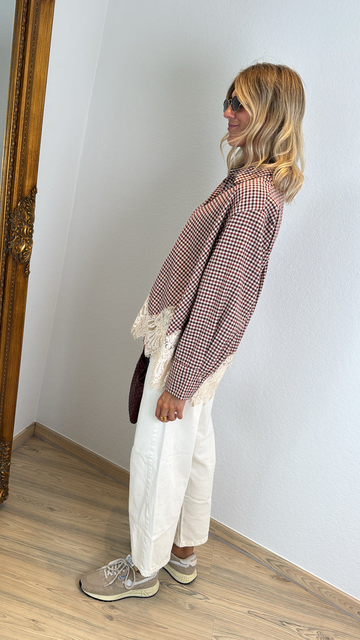 Karierte Bluse mit Spitze