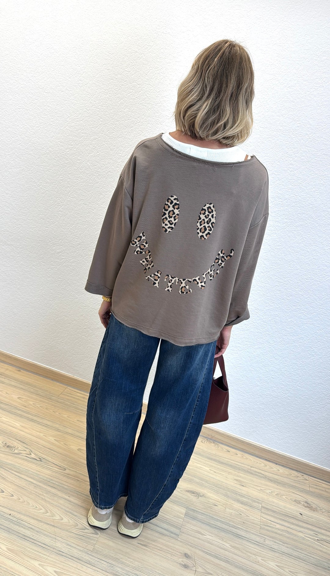 Shirt mit Aufdruck in Taupe