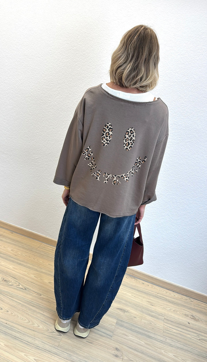 Shirt mit Aufdruck in Taupe
