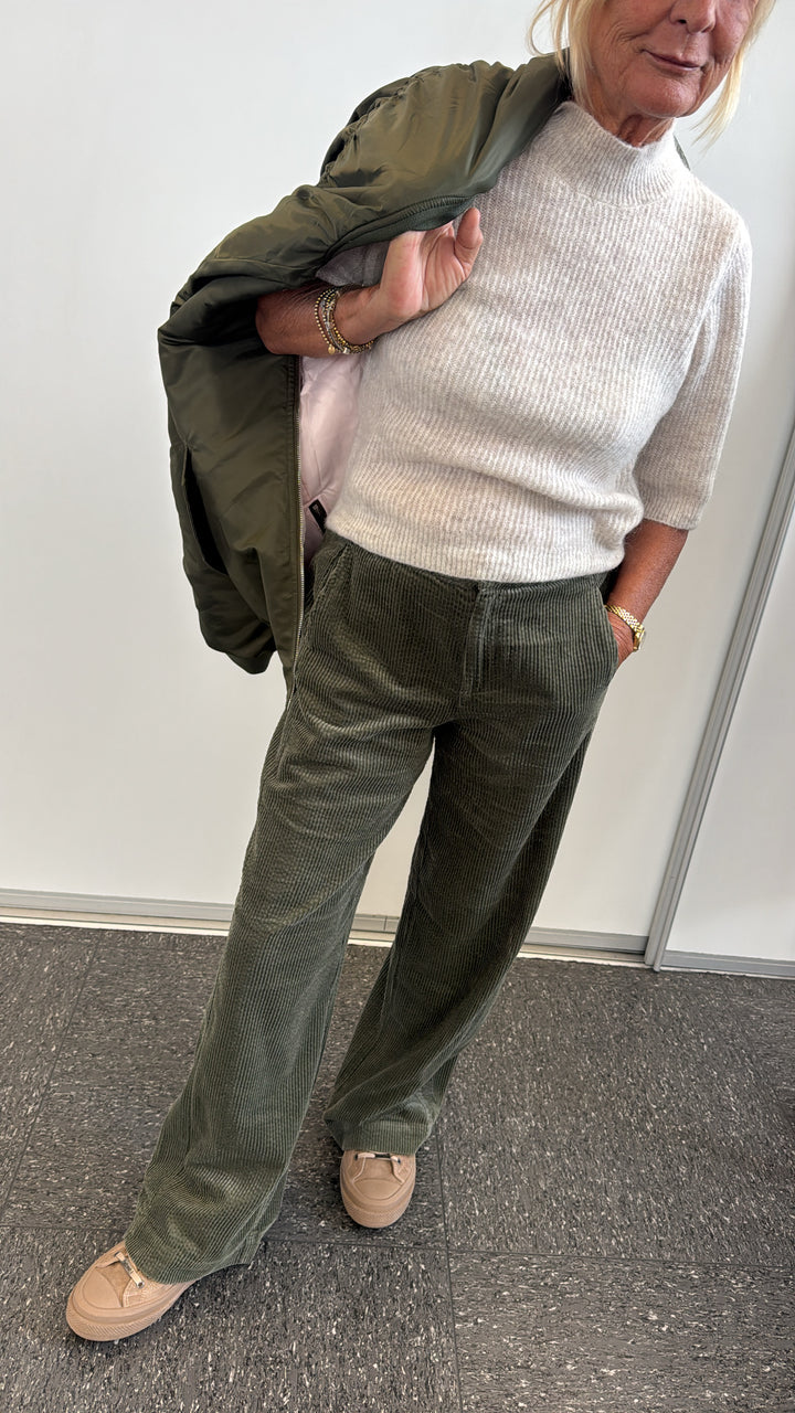 Cordhose - Grün
