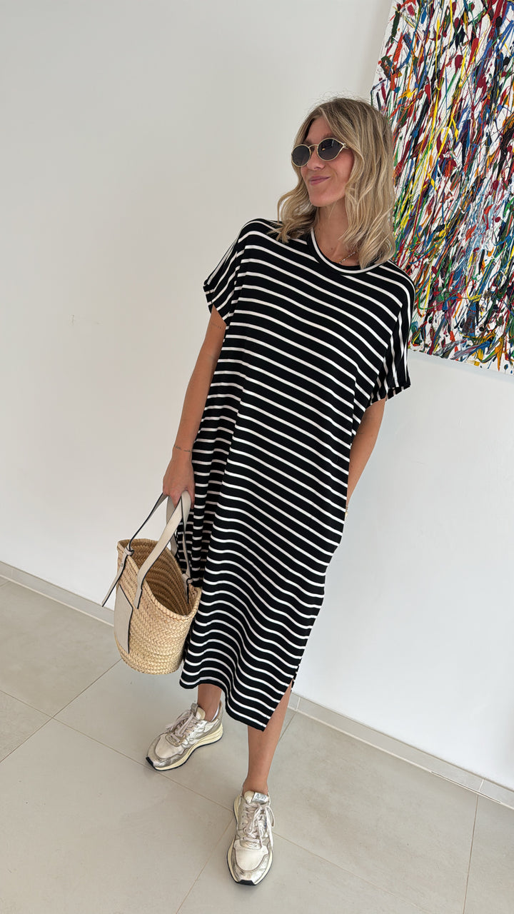 Gestreiftes Kleid - Schwarz