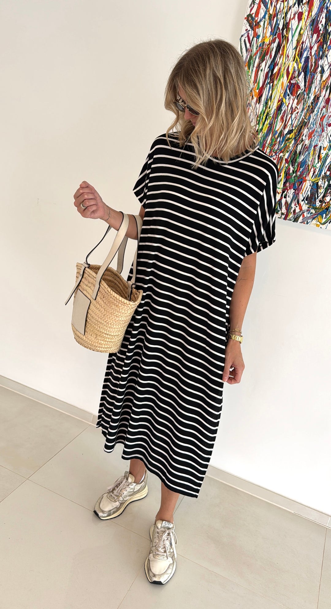 Gestreiftes Kleid - Schwarz