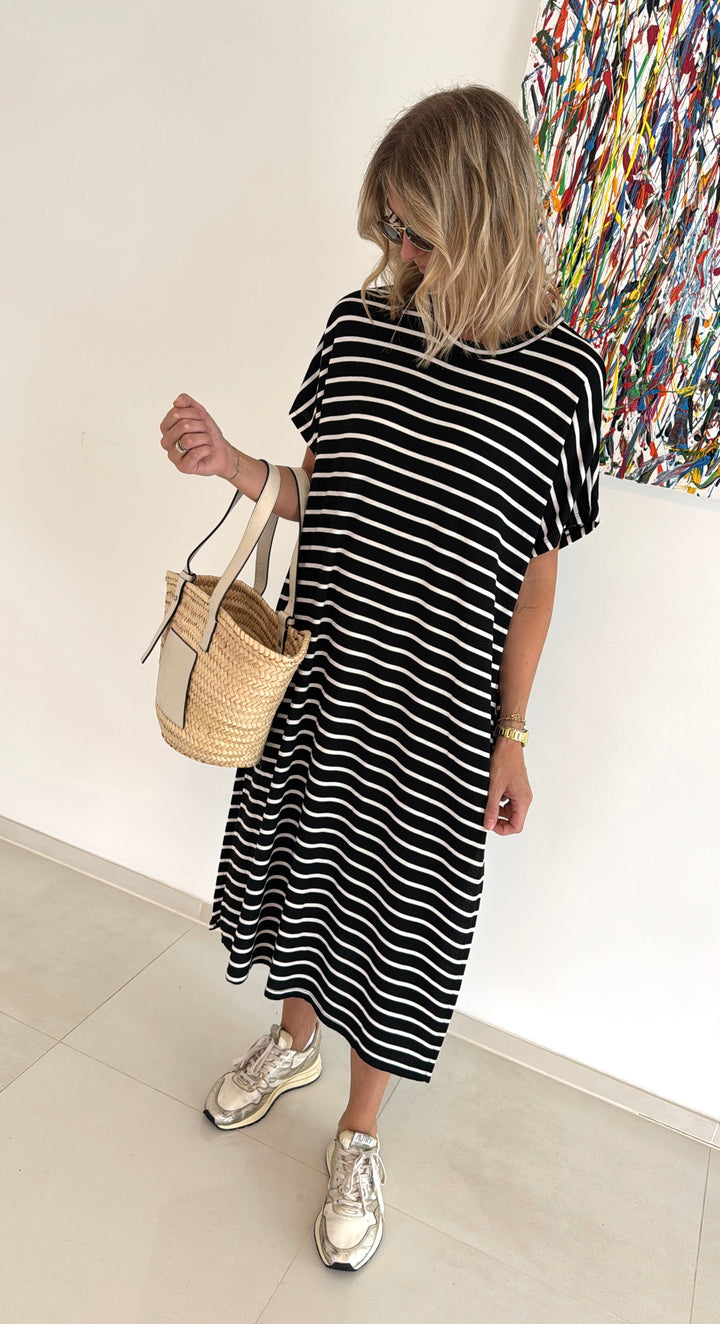Gestreiftes Kleid - Schwarz