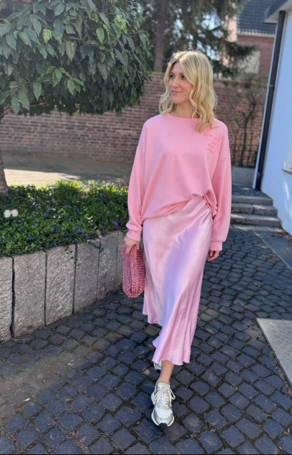 Sweater - Rosa mit Aufschrift