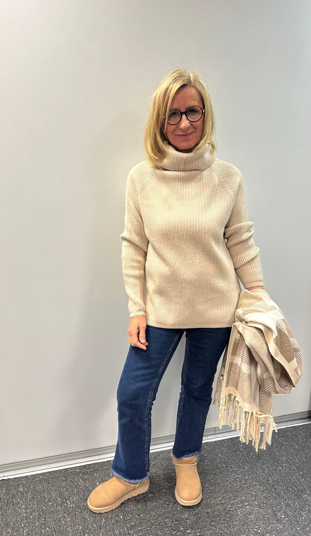 Rollkragenpullover - Creme