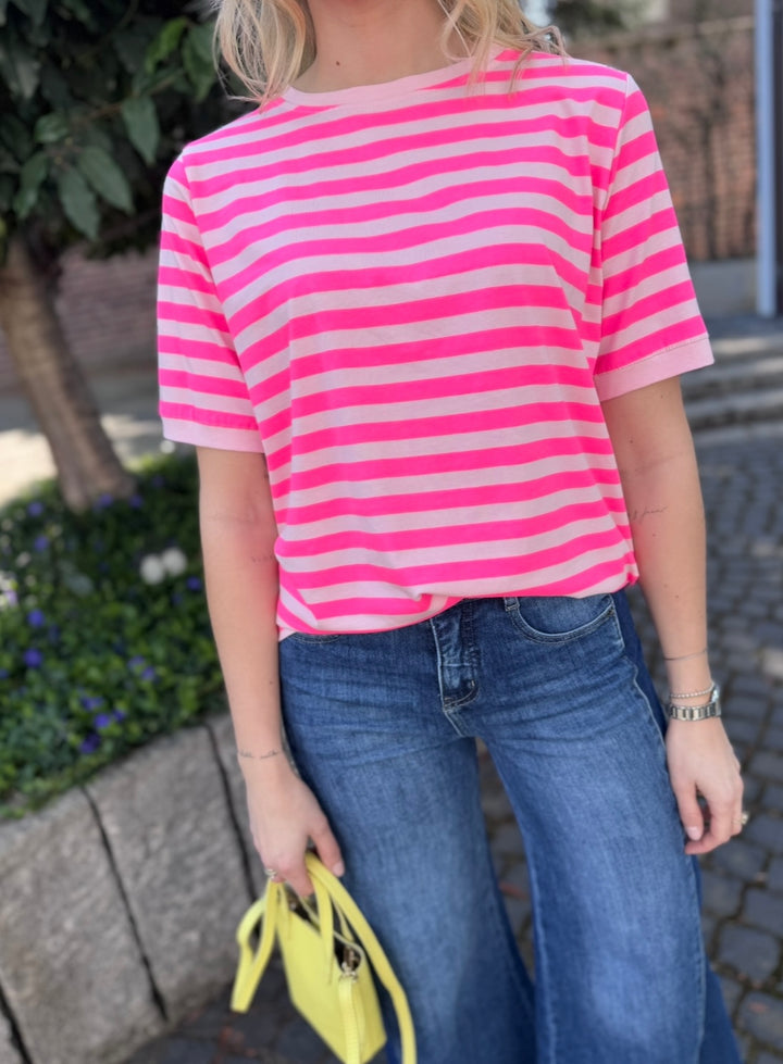 T-Shirt gestreift - Pink