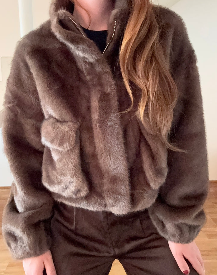 Verkürzte Fake-Fur Jacke - Braun