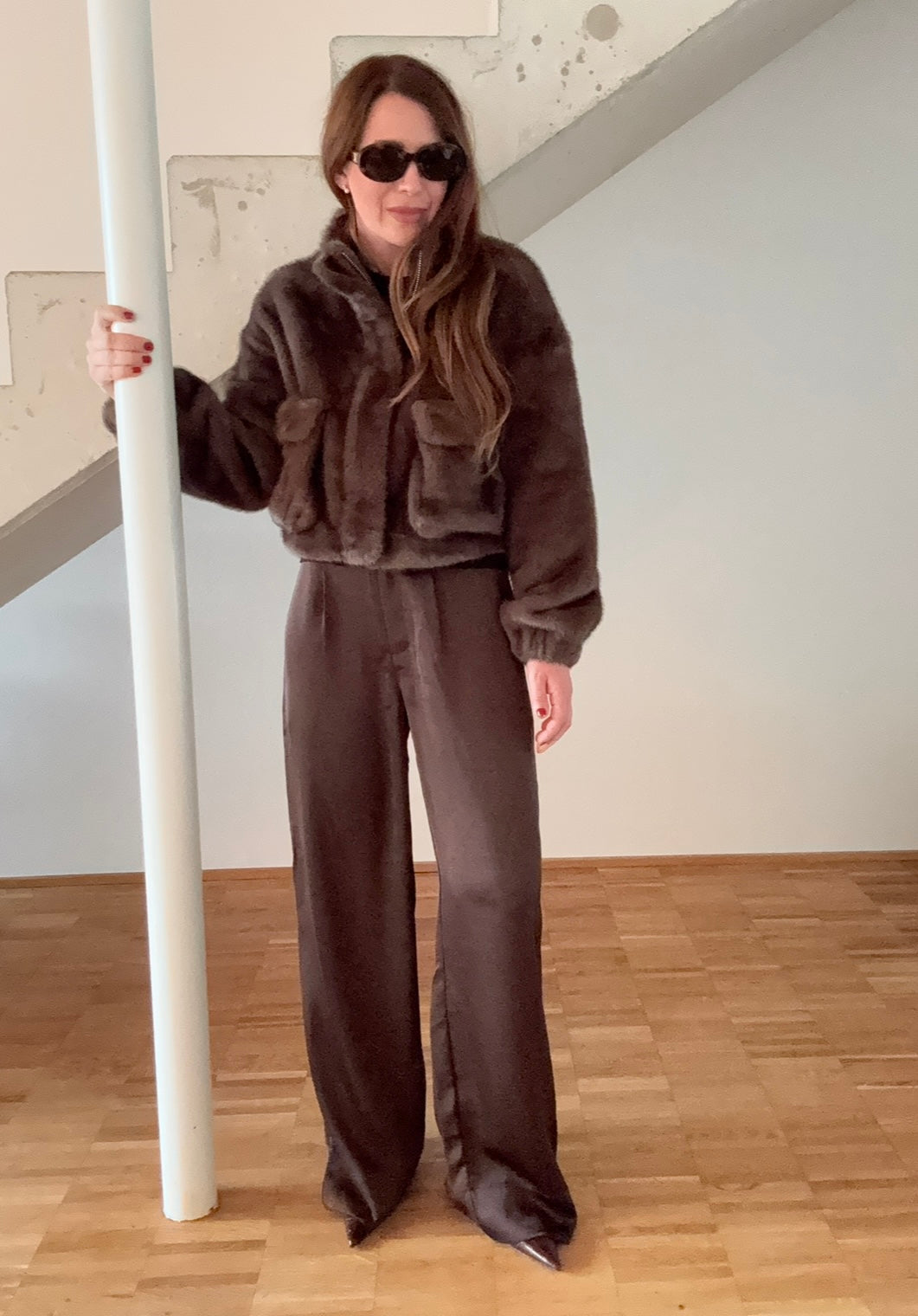 Verkürzte Fake-Fur Jacke - Braun