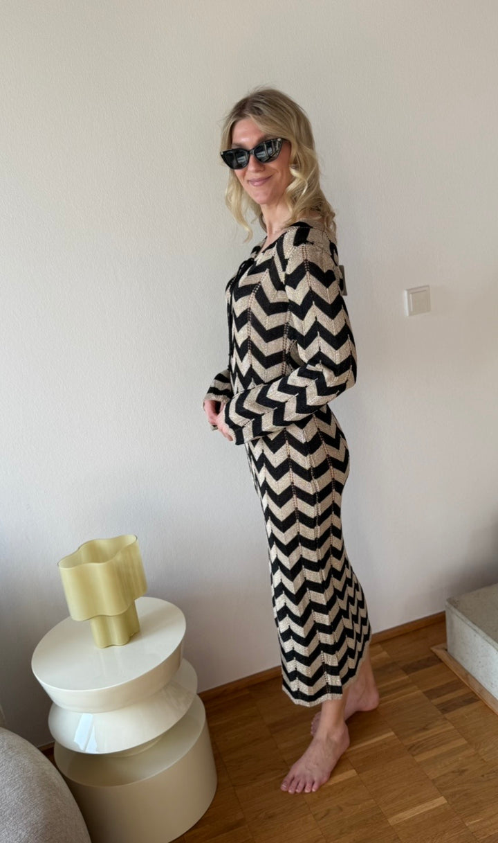Kleid mit Print - Schwarz