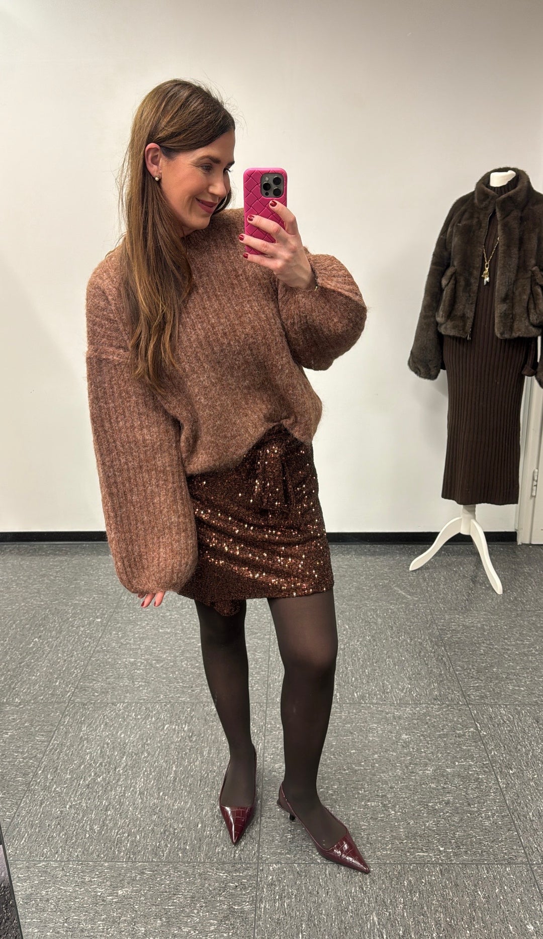 Verkürzter Pullover - Hellbraun 89