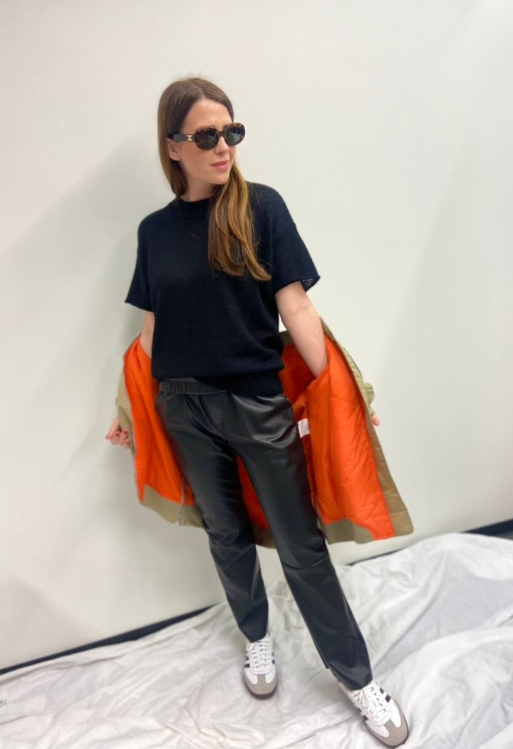 LEATHER LOOK CROPPED JOGGER