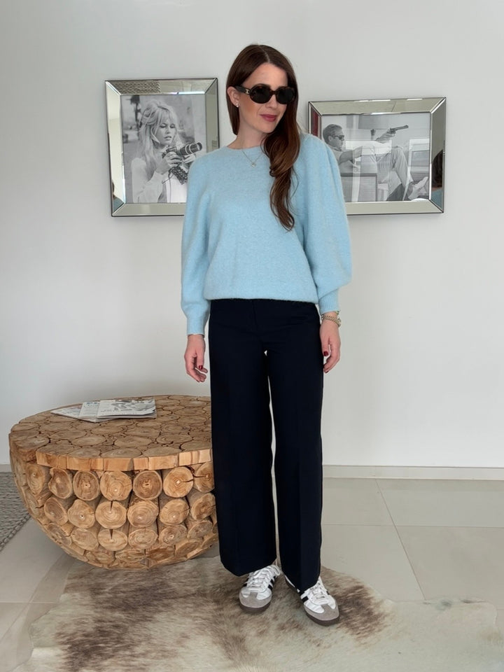 Verspielter Pullover - Hellblau