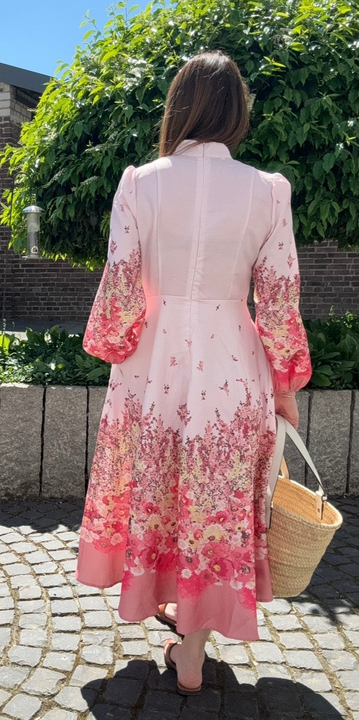 Maxi-Kleid mit Print - Rosa