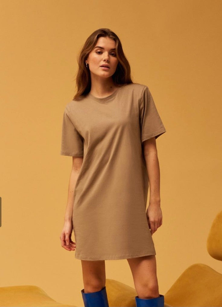 Langes T-Shirtkleid - Sand