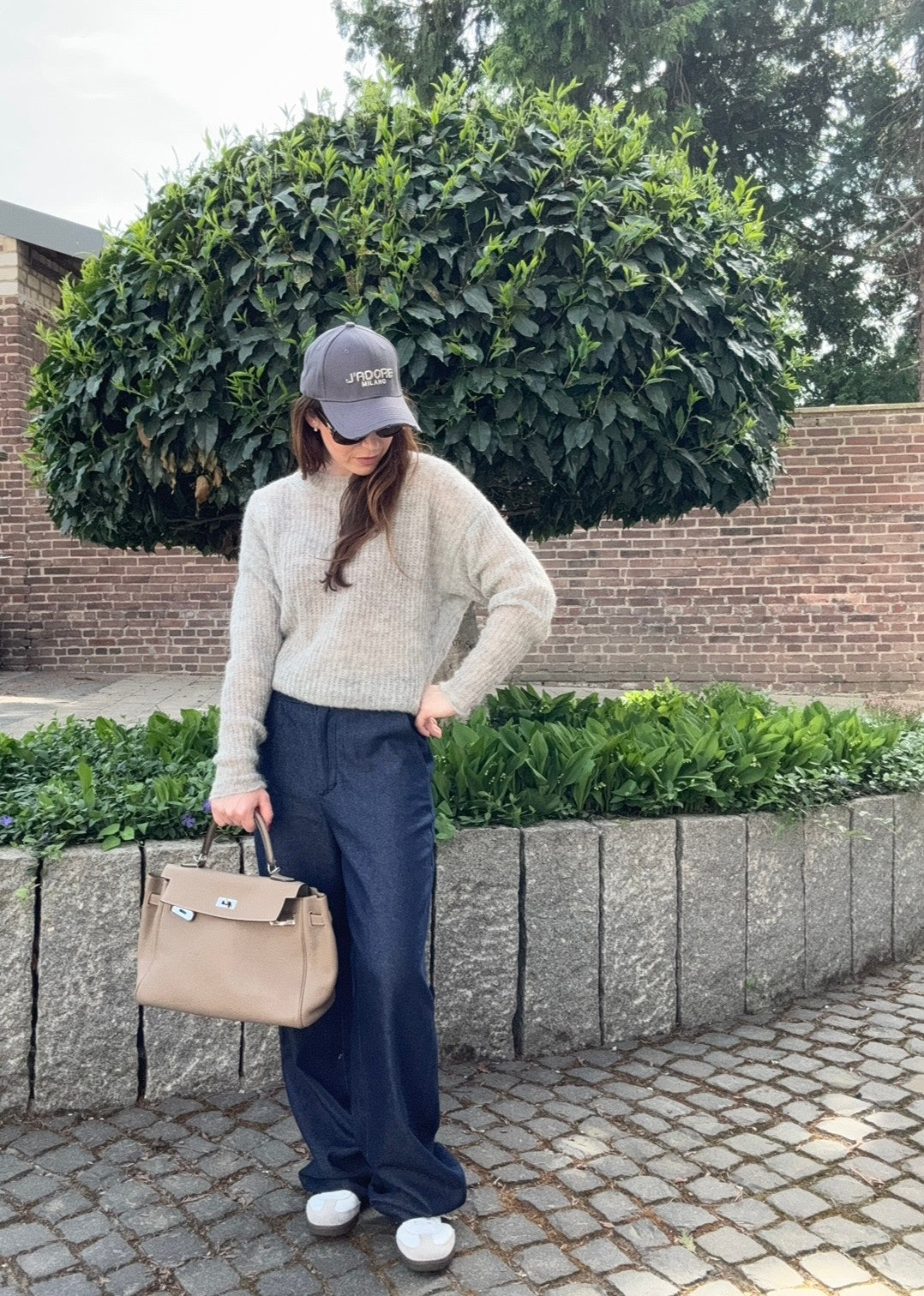 Weite Jeans mit Schubtaschen