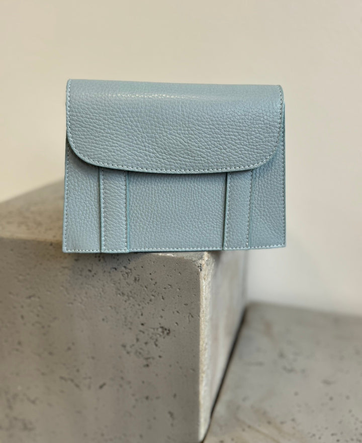 Tasche aus Leder - Hellblau